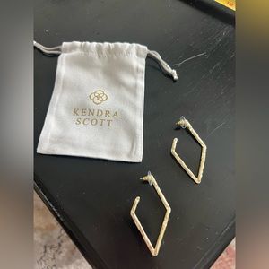 Kendra Scott Diamond Shaped Earrings